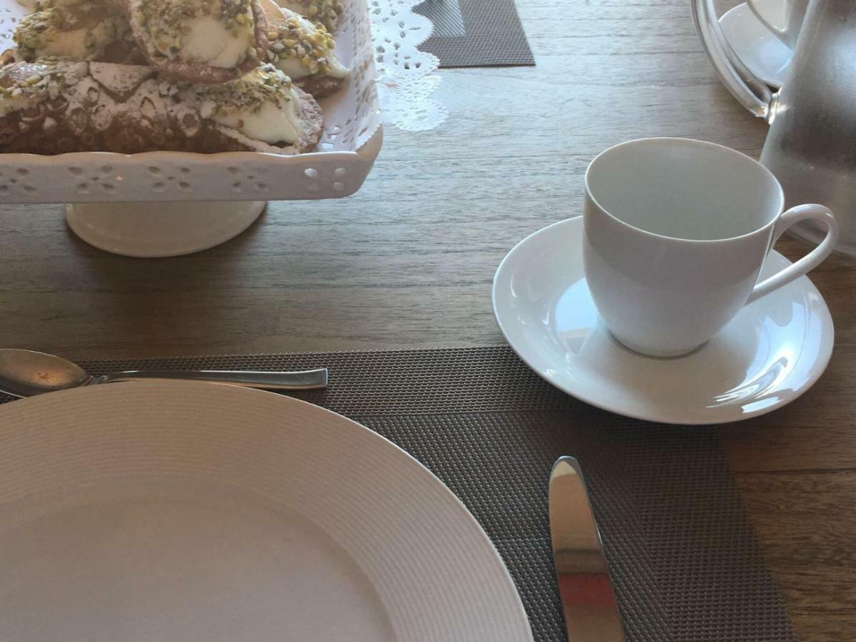 Capo dʼOrlando B&B Del Corso المظهر الخارجي الصورة
